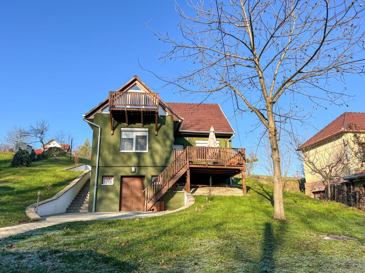 Sunnyside Apartmanhaz Zalakaros Kültér fotó